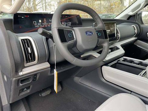 New 2026 Ford Expedition Max Active image 14