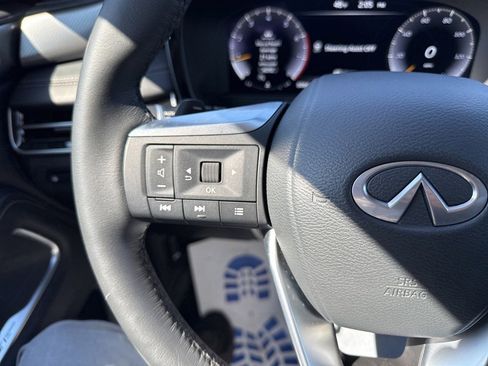 Used 2025 INFINITI QX60 Luxe image 25