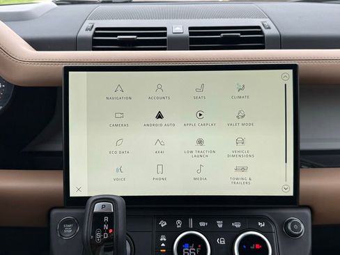 New 2026 Land Rover Defender 110 X-Dynamic SE AWD/4WD image 25