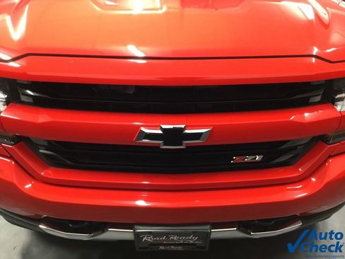 Used 2017 Chevrolet Silverado 1500 LT w/ All Star Edition image 24