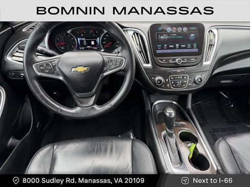 Used 2017 Chevrolet Malibu Premier image 8