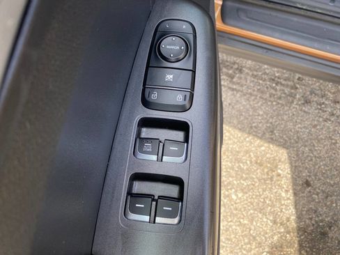 Used 2021 Kia Sportage LX image 22