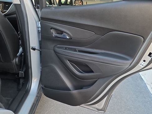 Used 2022 Buick Encore Preferred w/ Safety Package image 23