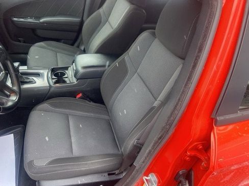 Used 2021 Dodge Charger SXT w/ Blacktop Package image 7