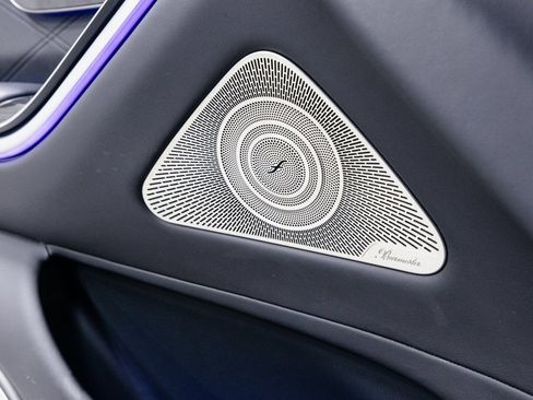 Used 2023 Mercedes-Benz Maybach S 680 4MATIC w/ Manufaktur Leather Package image 7