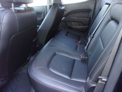 Used 2021 Chevrolet Colorado ZR2 w/ ZR2 Midnight Special Edition image 6