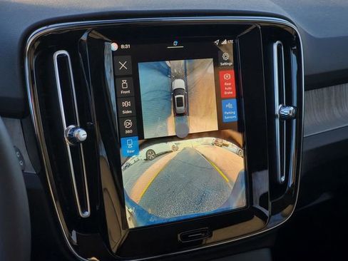 New 2026 Volvo XC40 B5 Plus w/ Protection Package Premier image 22