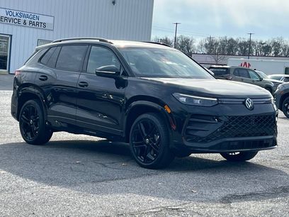 New 2026 Volkswagen Tiguan SE R-Line