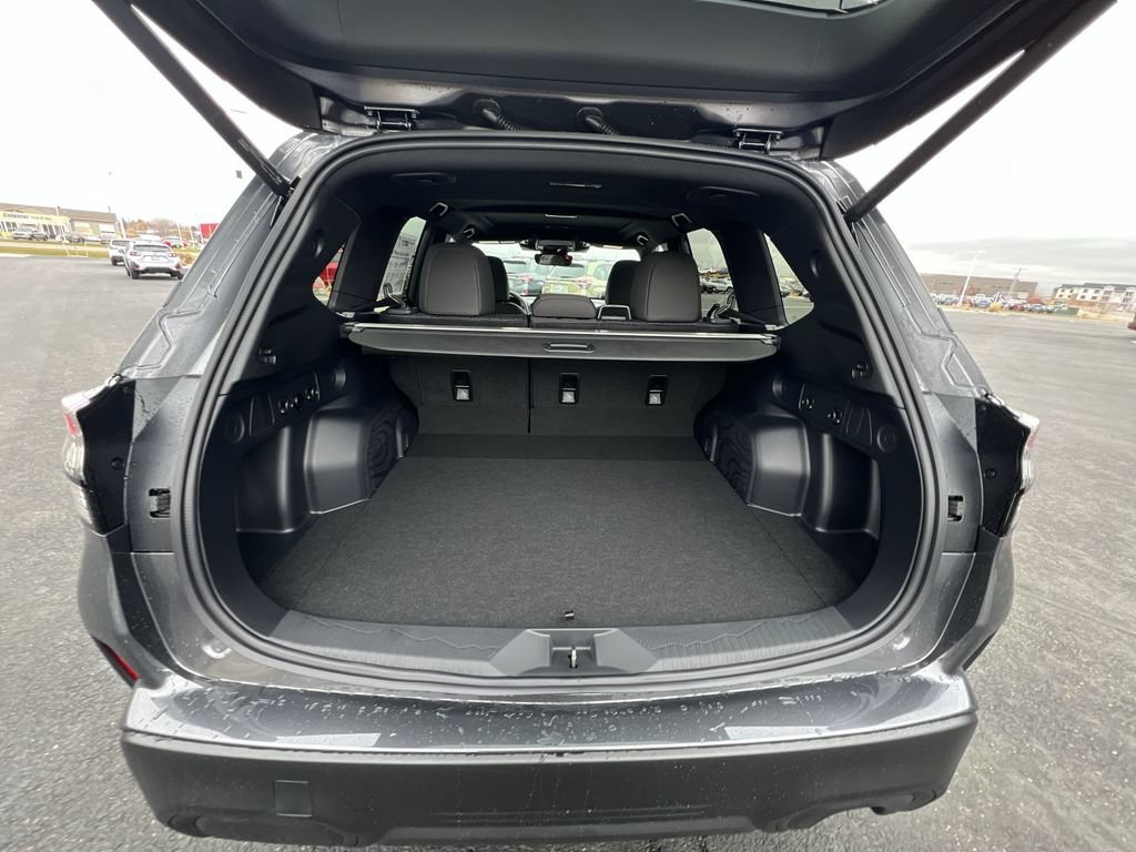 Certified 2026 Subaru Forester Premium AWD/4WD image 25