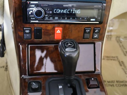 Used 1995 Mercedes-Benz SL 500 image 40