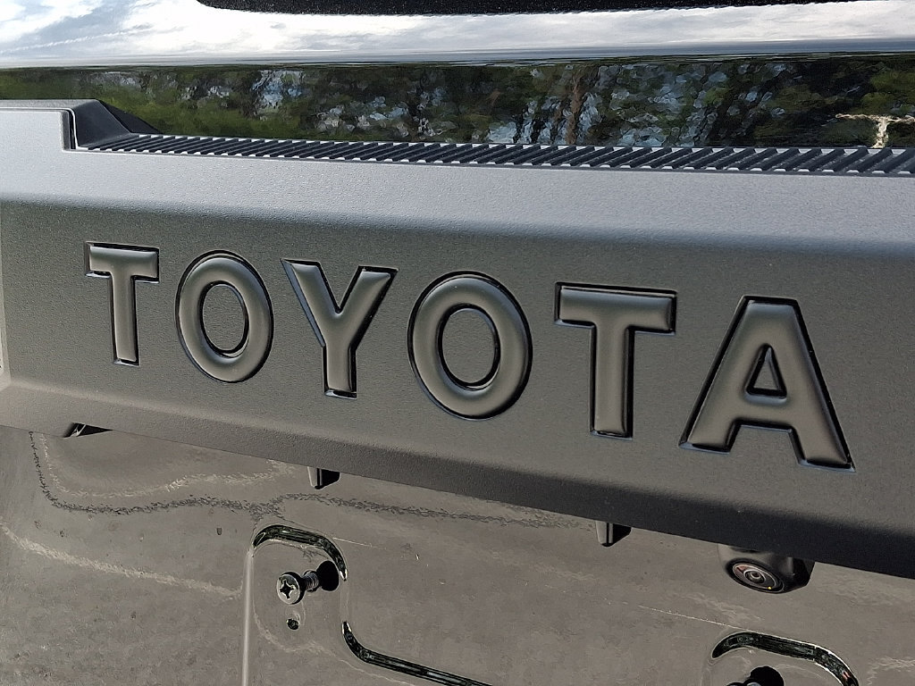Used 2026 Toyota 4Runner SR5 AWD/4WD image 30