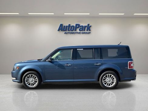 Used 2018 Ford Flex SEL w/ Equipment Group 202A FWD image 4