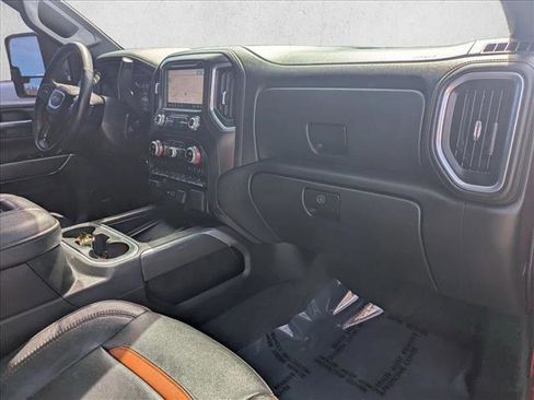 Used 2022 GMC Sierra 2500 AT4 w/ AT4 Premium Plus Package AWD/4WD image 22