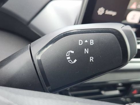 New 2026 Volkswagen ID.4 Pro AWD/4WD image 18