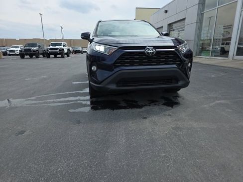 Used 2021 Toyota RAV4 XLE w/ Convenience Package image 6