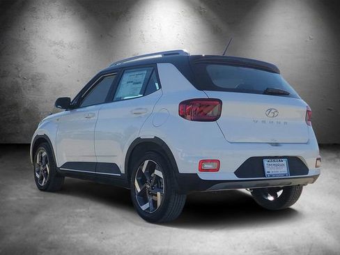 New 2026 Hyundai Venue SEL image 4