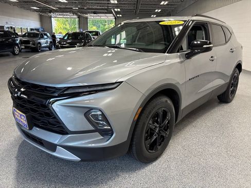 Used 2023 Chevrolet Blazer LT w/ Midnight/Sport Edition AWD/4WD image 3