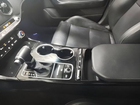 Used 2022 Kia Stinger GT-Line image 33