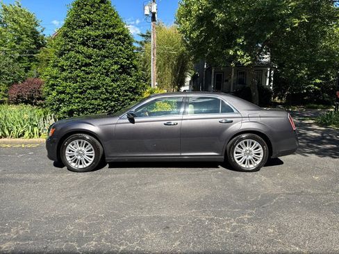 Used 2013 Chrysler 300 C w/ Light Group AWD/4WD image 7