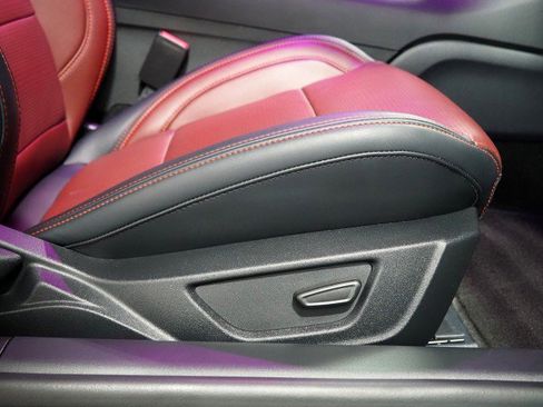 Used 2025 Ford Mustang GT Premium w/ GT Performance Package RWD image 70