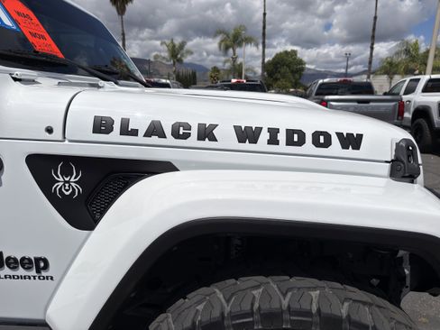 Used 2021 Jeep Gladiator Sport image 51