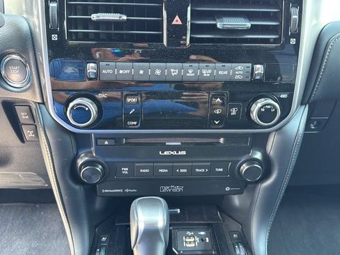 Used 2023 Lexus RX 350 Premium Plus w/ Accessory Package AWD/4WD image 28