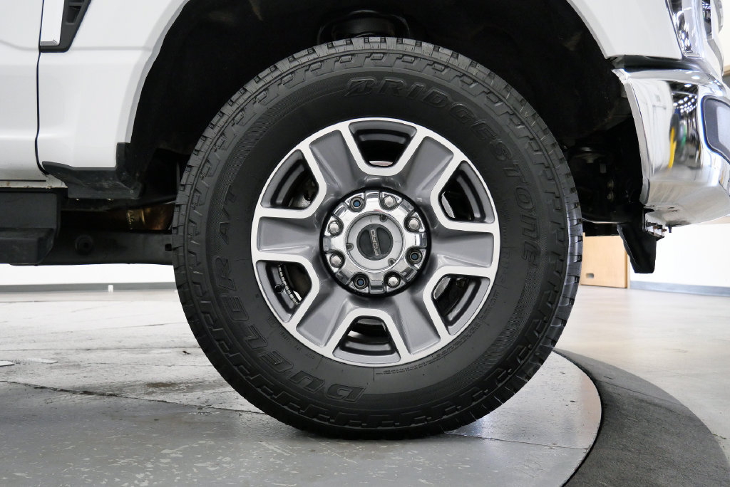 Used 2023 Ford F250 Lariat w/ Chrome Package AWD/4WD image 38