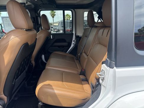 Certified 2023 Jeep Wrangler Unlimited Rubicon 4xe w/ Steel Bumper Group image 18