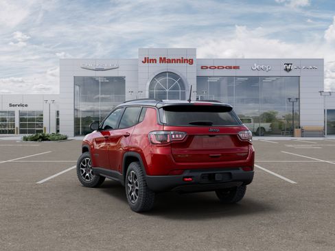 New 2026 Jeep Compass Trailhawk w/ Trailer Tow Group image 3
