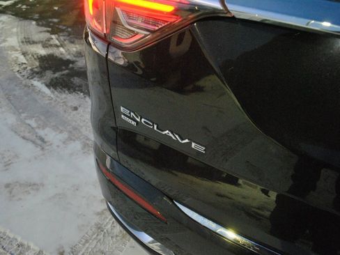 Used 2024 Buick Enclave Avenir w/ Avenir Technology Package image 7