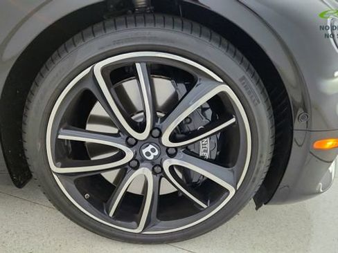Used 2022 Bentley Continental GT AWD/4WD image 64