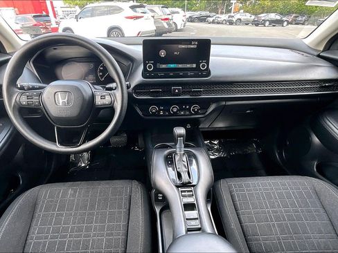 Used 2024 Honda HR-V LX image 13