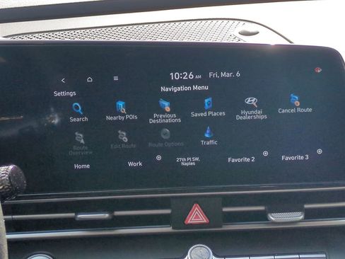 Used 2024 Hyundai Elantra SEL image 17