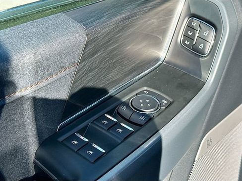 Used 2025 Ford F150 Lariat w/ Equipment Group 502A High image 18