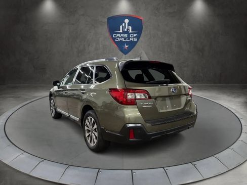 Used 2018 Subaru Outback 2.5i Touring AWD/4WD image 3