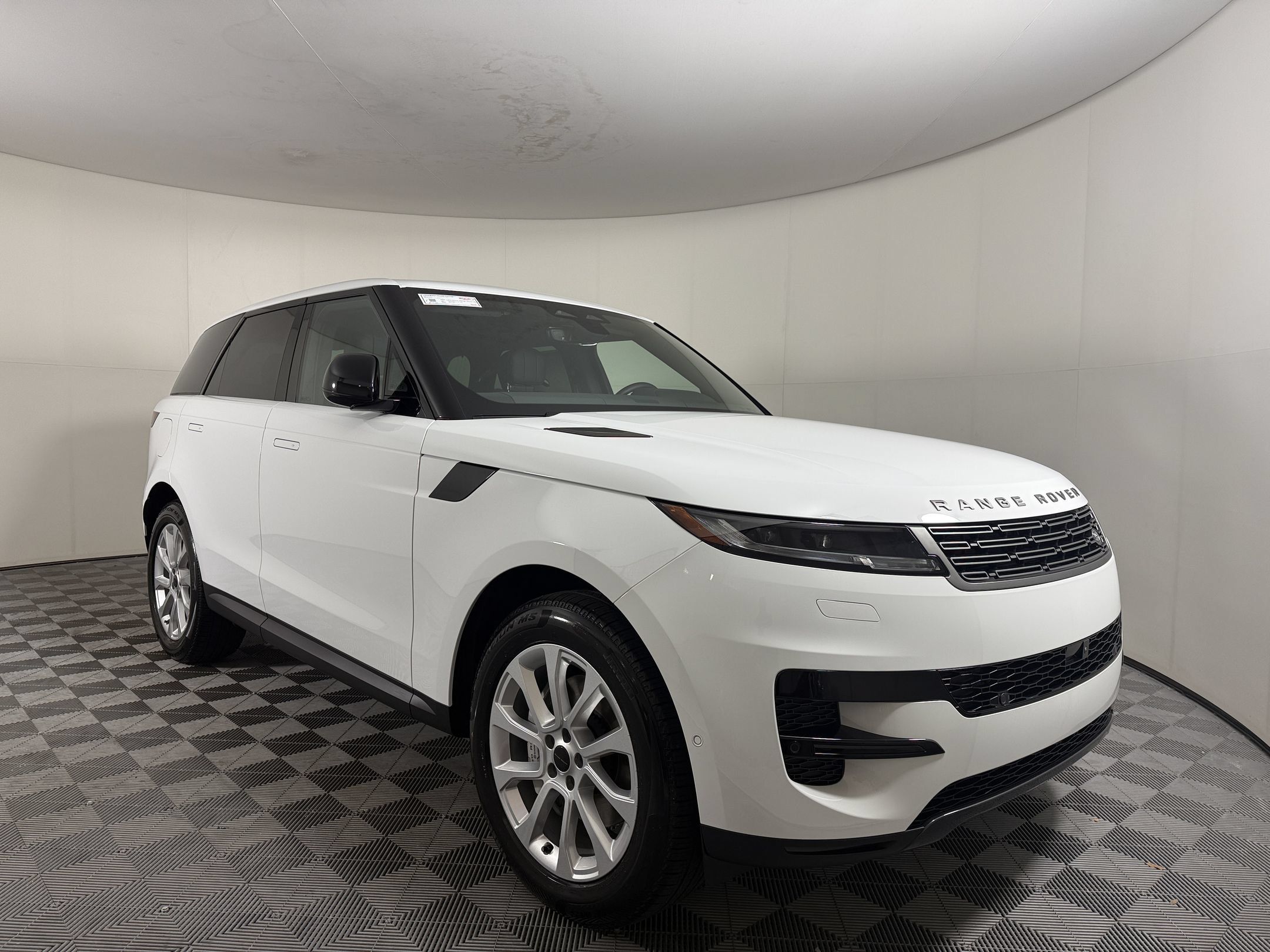 New 2027 Land Rover Range Rover Sport SE AWD/4WD image 7