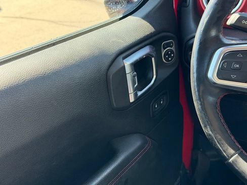 Used 2020 Jeep Gladiator Rubicon AWD/4WD image 8