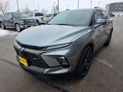 Used 2024 Chevrolet Blazer RS w/ Driver Confidence II Package image 2