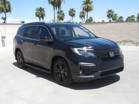 Certified 2022 Honda Pilot Special Edition image 2