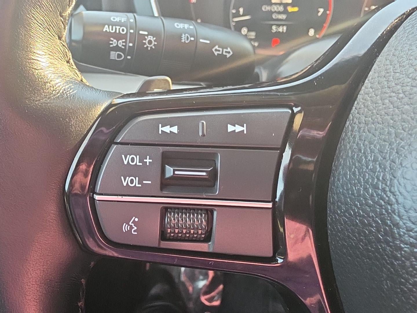 Used 2024 Honda Pilot Elite image 39