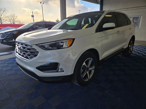Used 2022 Ford Edge SEL w/ Convenience Package image 2