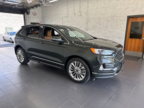 Used 2024 Ford Edge Titanium w/ Titanium Elite Package AWD/4WD image 1