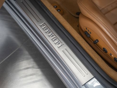 Used 2010 Ferrari California image 31