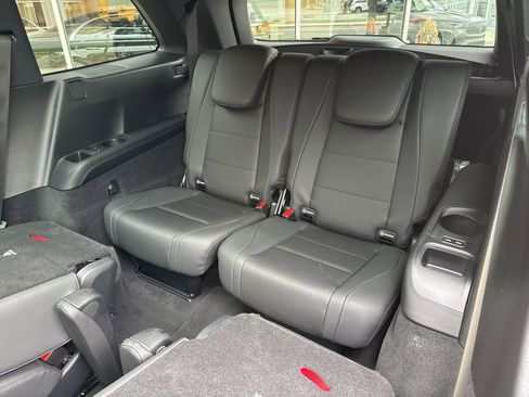 Certified 2025 Mercedes-Benz GLS 450 4MATIC image 22