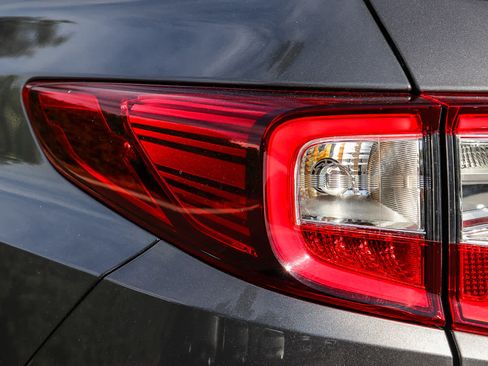 Used 2022 Acura RDX w/ Technology Package FWD image 9