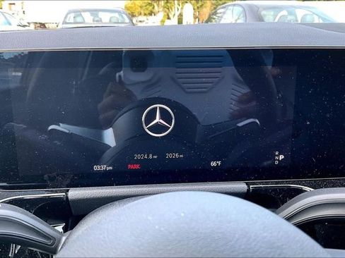 Used 2024 Mercedes-Benz GLA 35 AMG 4MATIC image 12