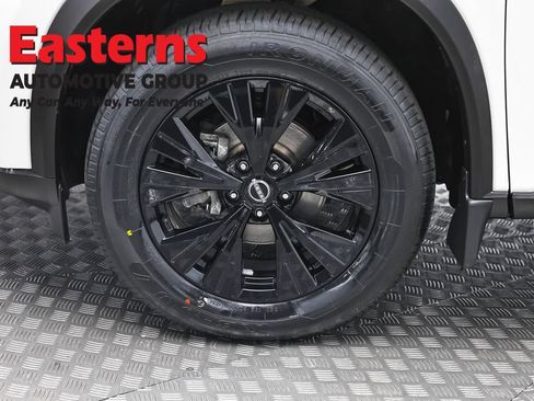 Used 2023 Nissan Rogue SV w/ SV Premium B Package AWD/4WD image 33