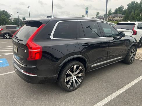 Used 2024 Volvo XC90 T8 Ultimate w/ Lounge Package AWD/4WD image 13
