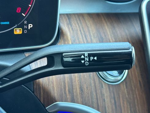 Used 2025 Mercedes-Benz C 300 4MATIC Sedan image 15