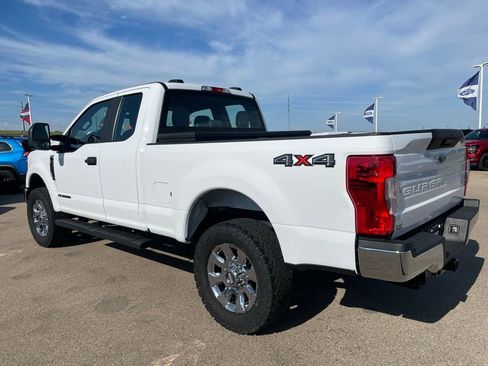 Used 2021 Ford F250 XL w/ Power Equipment Group AWD/4WD image 6